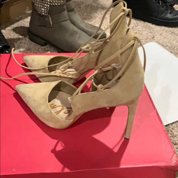 Shoes - Picture 3 of 3